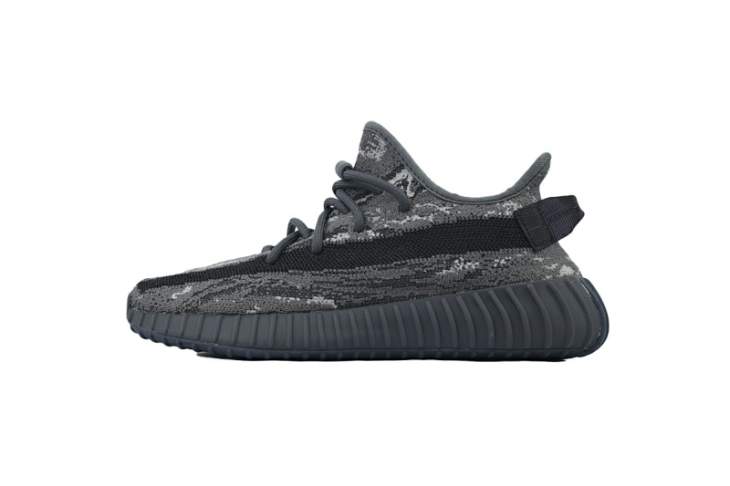 Picture of Yeezy 350 V2 _SKUfw20107524078899549fw